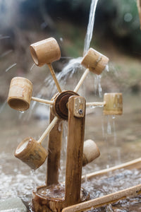 QToys Australia (USA) Bamboo Water Mill