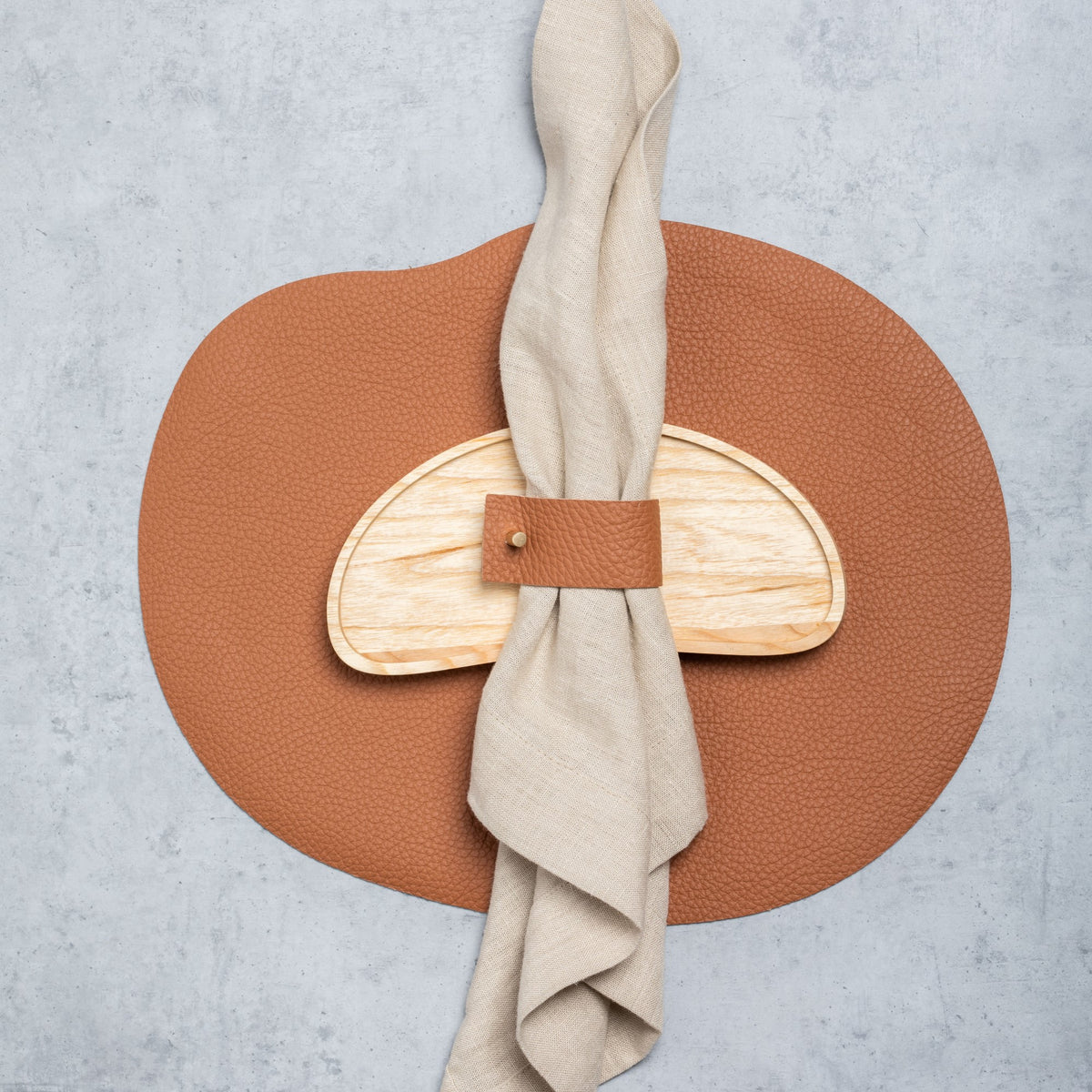 Leather napkin rings | set of 4 | rust brown