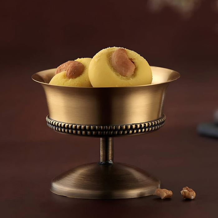 Handcrafted Brass Dessert Bowl For Home Décor  Size 10X8X10 CM  Color